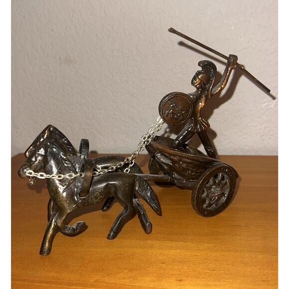 Vintage Roman Centurion Solider In Chariot With Horses Brass Copper Tone Heavy - Picture 3 of 6